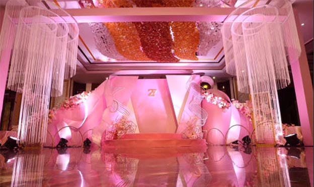 廣州美恒婚慶:2019冬季廣州婚博會(huì)到展禮[送公仔]